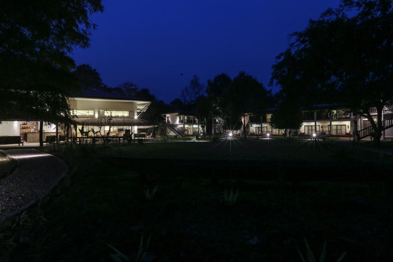 Jagatpur Lodge Khargauli Exteriör bild